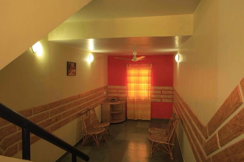 Anandvan Holiday Homes, Wai Екстериор снимка