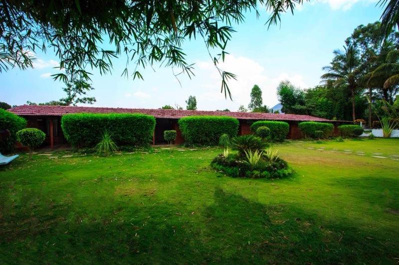 Anandvan Holiday Homes, Wai Екстериор снимка